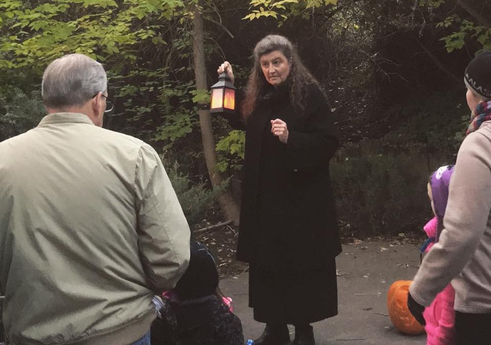 Spooky stories in the park